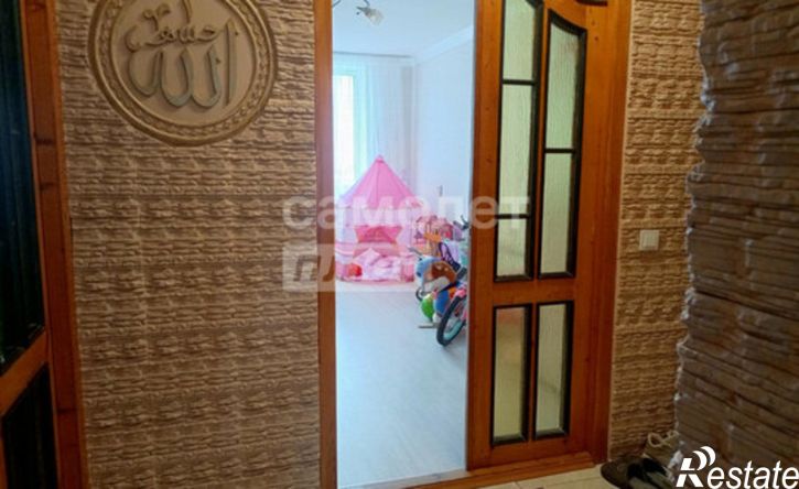 3-комн квартира улица Жамборова, 109,  д. 109