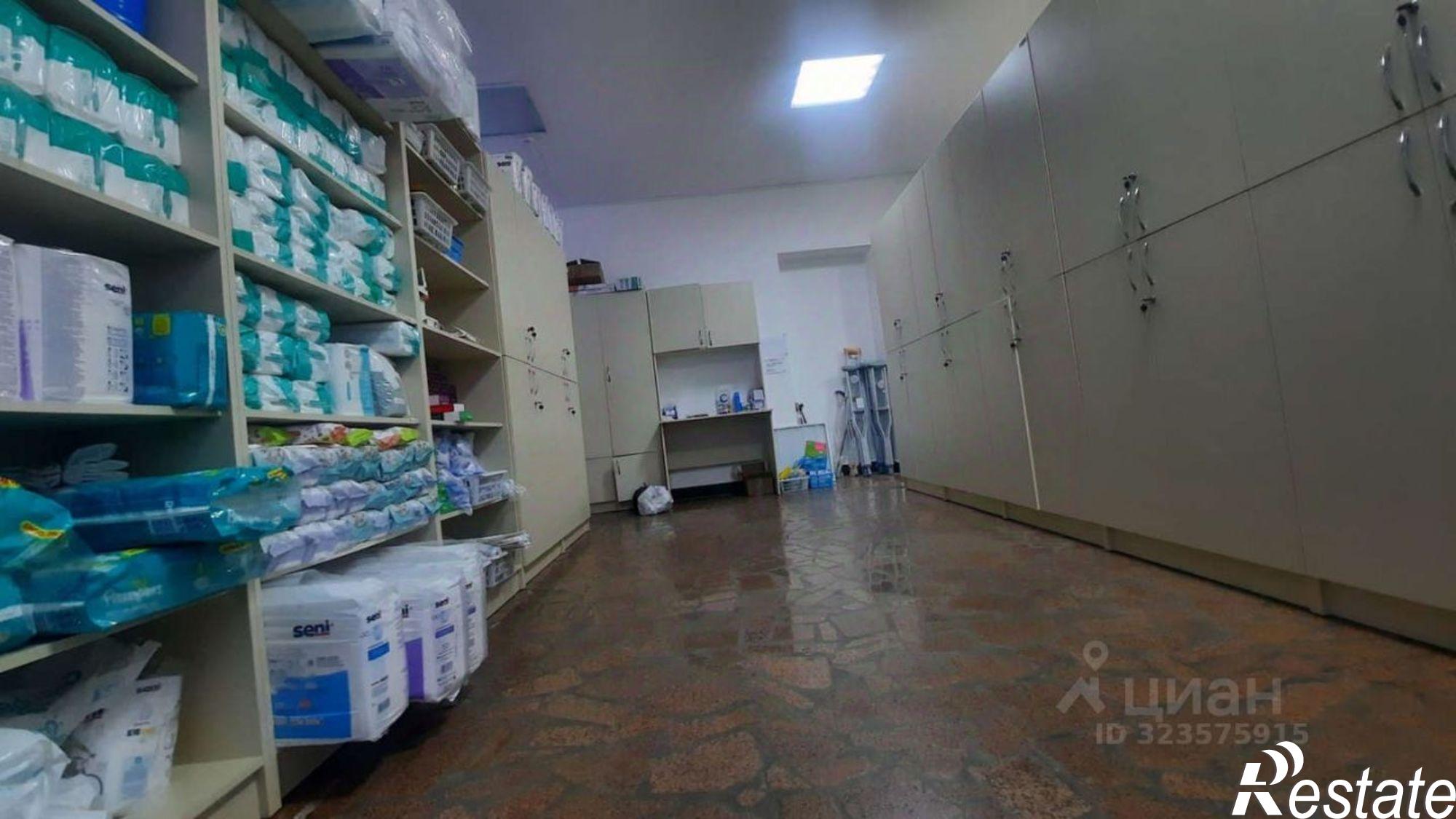 Купить торговое помещение за 45 500 100 рублей на улица Шибзухова