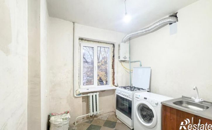 2-комн квартира ул Бесланеева, 2,  д. 2