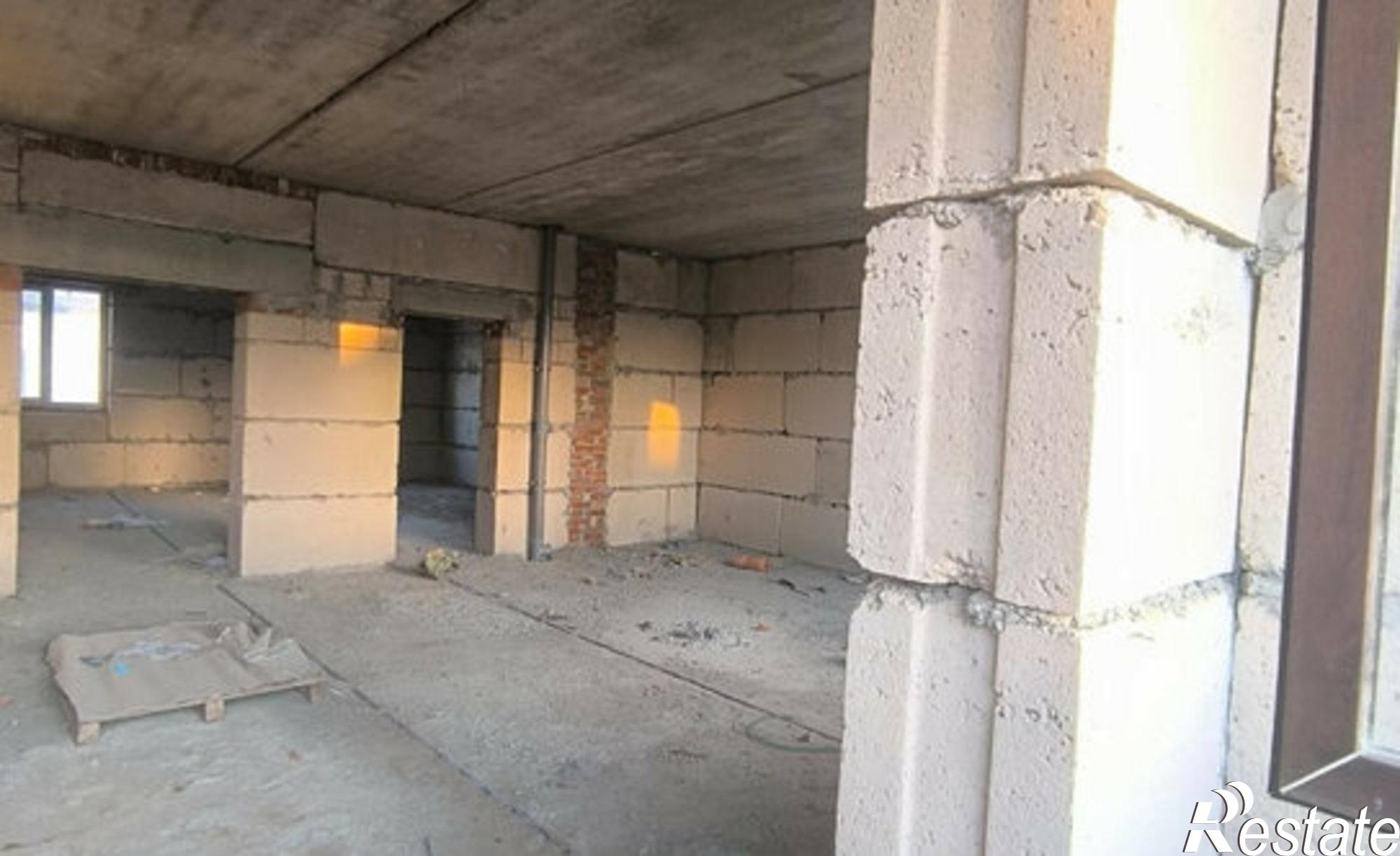 Купить квартиру за 5 900 000 рублей на ул им. Сижажева М.В., 1