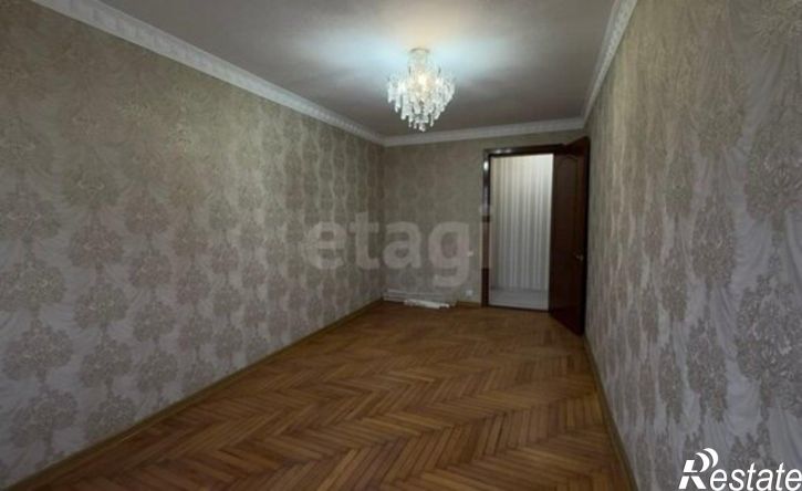 2-комн квартира улица Угнич, 15,  д. 15