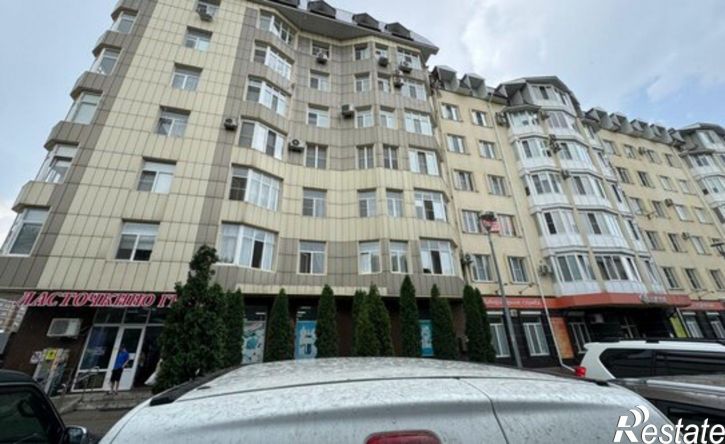 3-комн квартира Нальчик, улица Тарчокова, 25