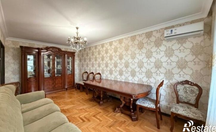 4-комн квартира Нальчик, Профсоюзная улица, 224