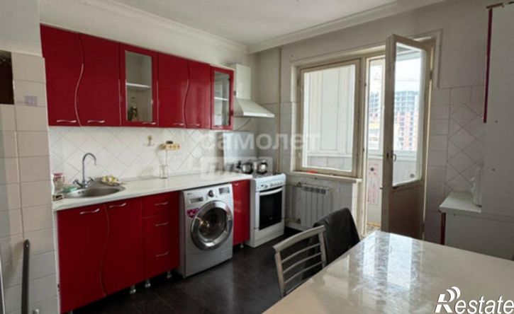 3-комн квартира Нальчик, проспект Шогенцукова, 38