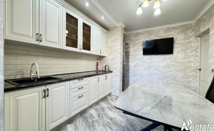 3-комн квартира Нальчик, проспект Шогенцукова, 38