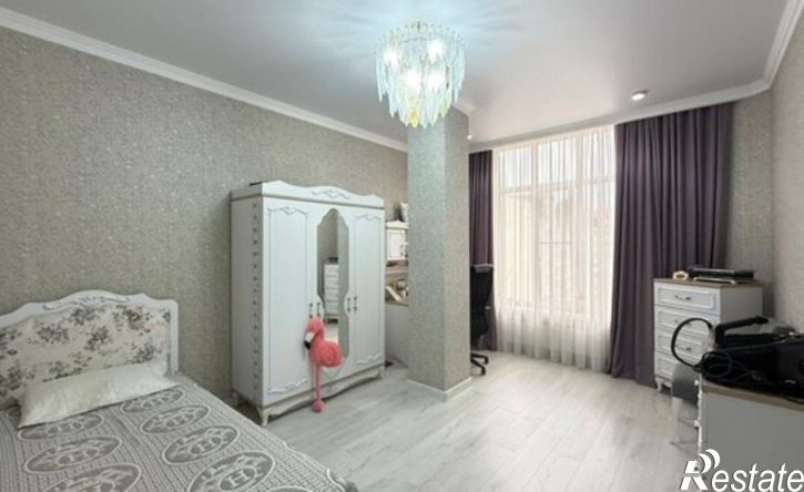 4-комн квартира Нальчик, улица Тлостанова, 28